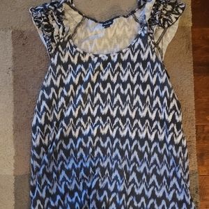 Blue, black, white pattern top